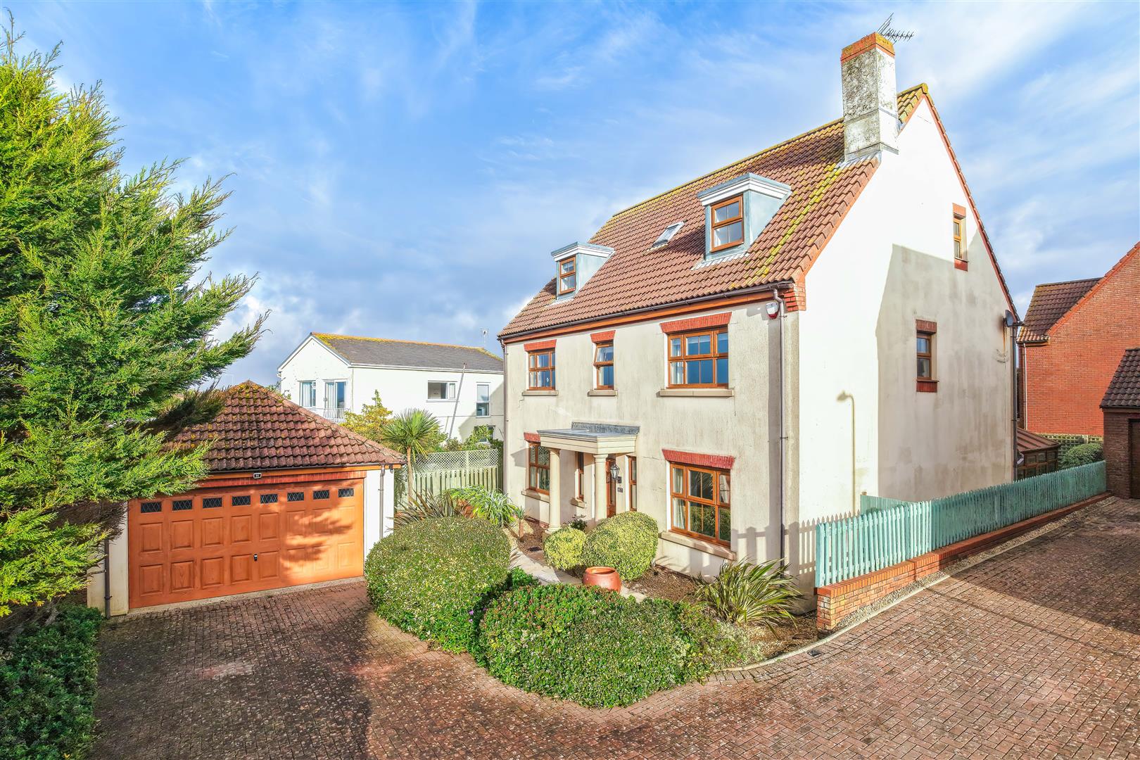 Sanderling Way, Porthcawl, Bridgend County Borough, CF36 3TD